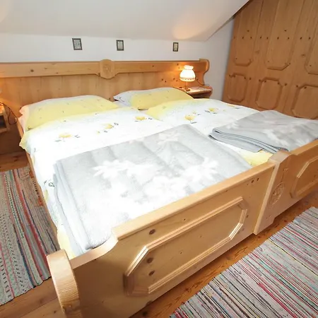 Apartament In With Sauna Tröpolach